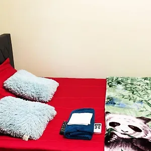 Cozy & Private Space Close To Rumc & Siuh Apartment