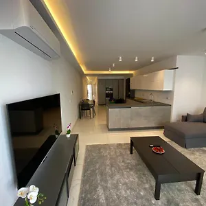 https://apt-tigne-three-bedrooms.qawrahotelsmalta.org