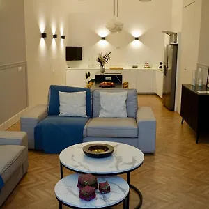 https://peral-boutique-apartaments.es-andalucia.com